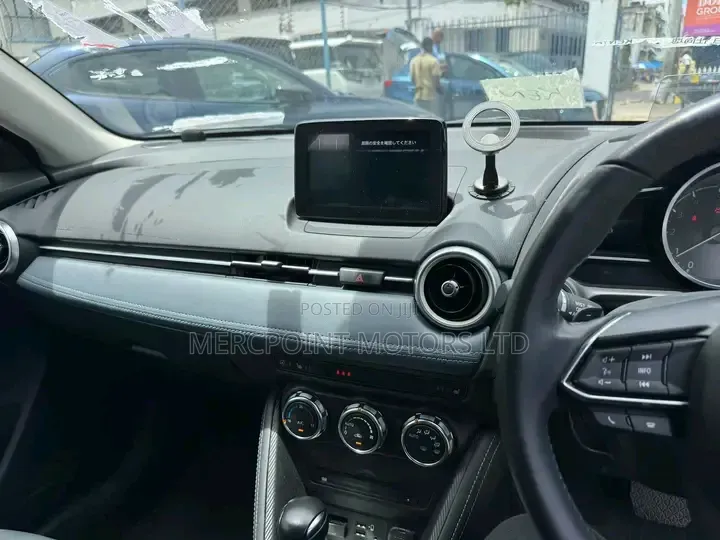 Mazda 2 2020 Gray