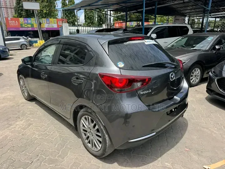 Mazda 2 2020 Gray