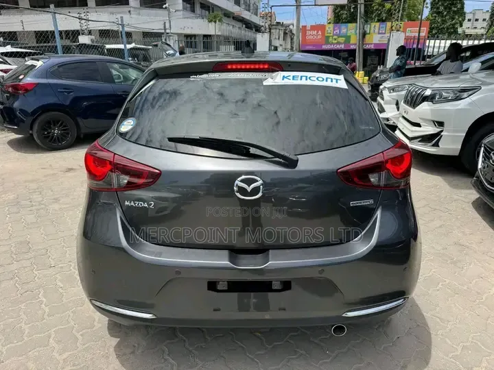 Mazda 2 2020 Gray