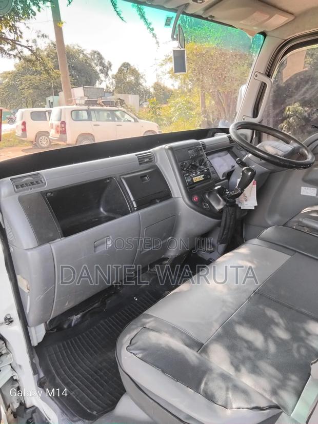 Mitsubishi Canter - thumbnail 5