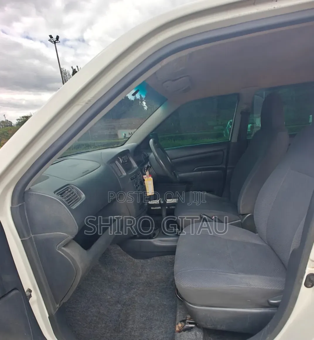 Toyota Probox 2011 White