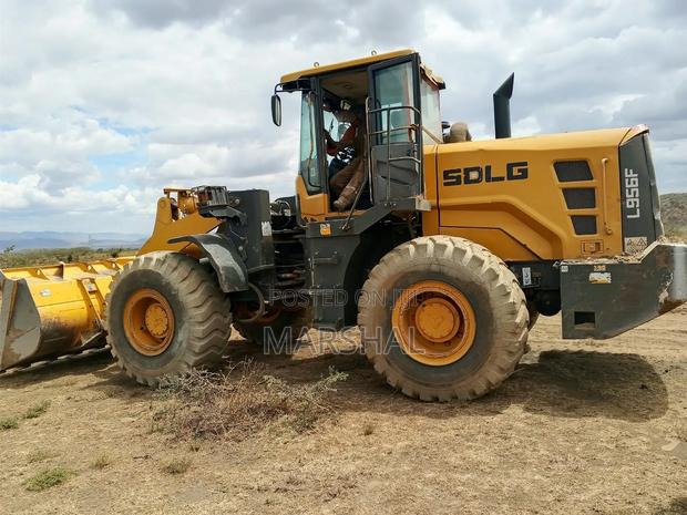 SDLG 5 Tonne Shovel/ Wheel Loader