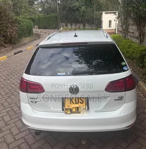 Volkswagen Golf Variant 2017 White