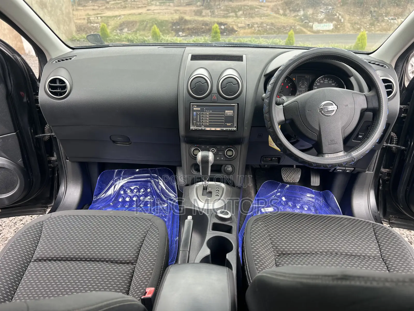 Nissan Dualis 2011 Black