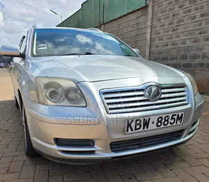 Toyota Avensis 2005 Silver