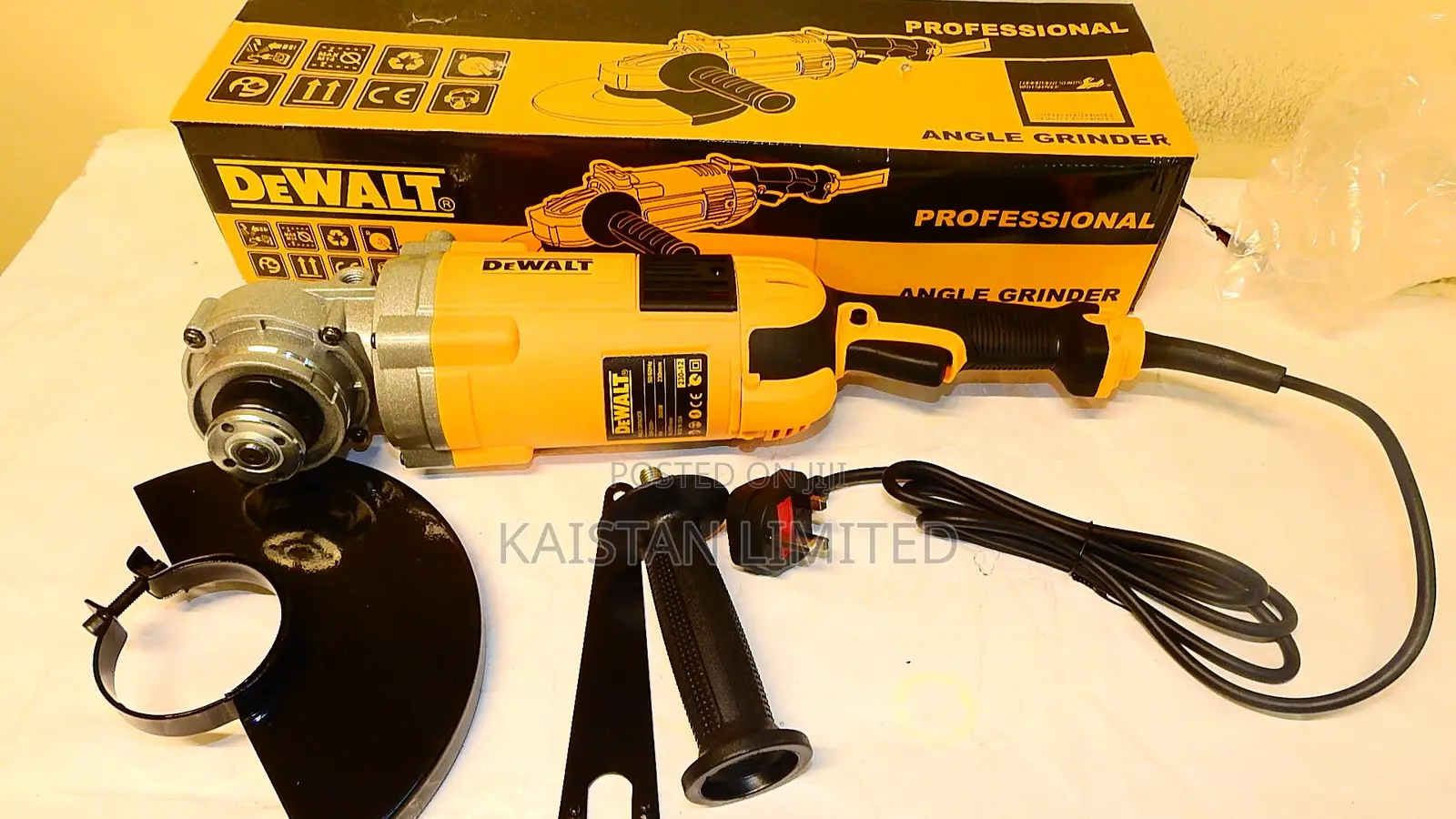 DeWALT Professional Angle Grinder 9”