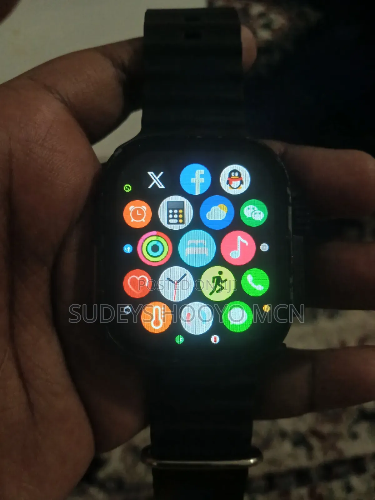 Quality Watch With Charger