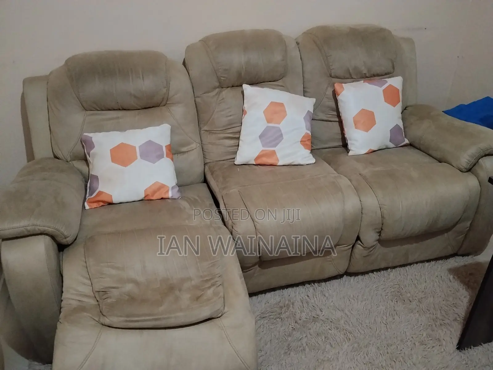 Recliner Seat