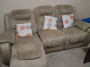 Recliner Seat