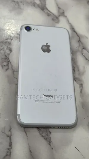 Apple iPhone 7 32 GB Gray