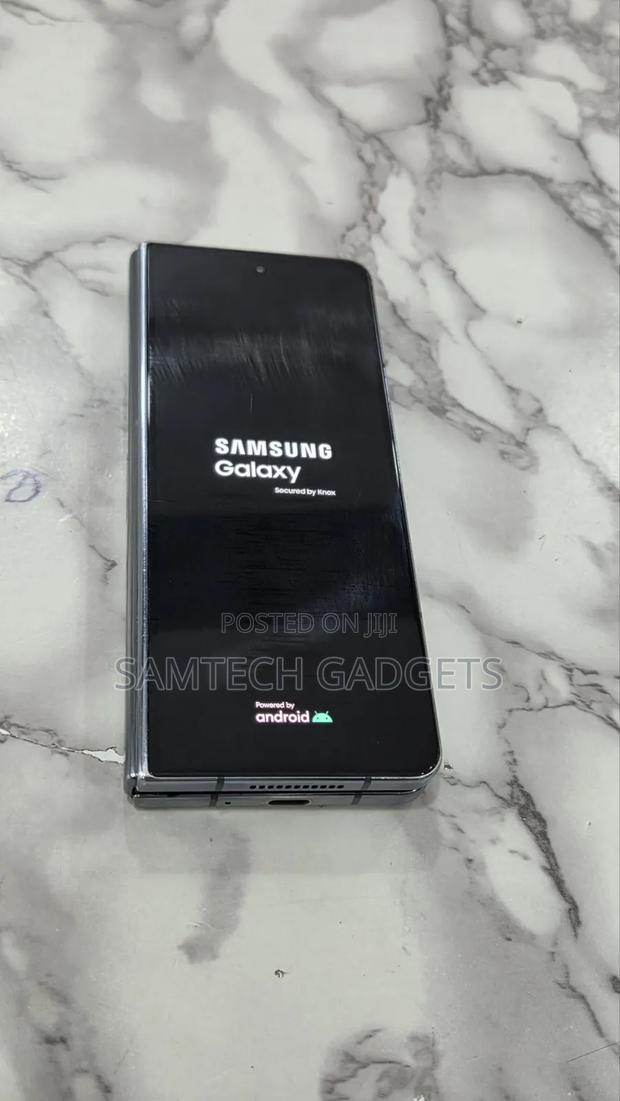 Samsung Galaxy Z Fold4 256 GB Blue