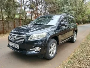 Toyota Vanguard 2012 Silver