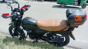TVS HLX Plus ES 2020 Black