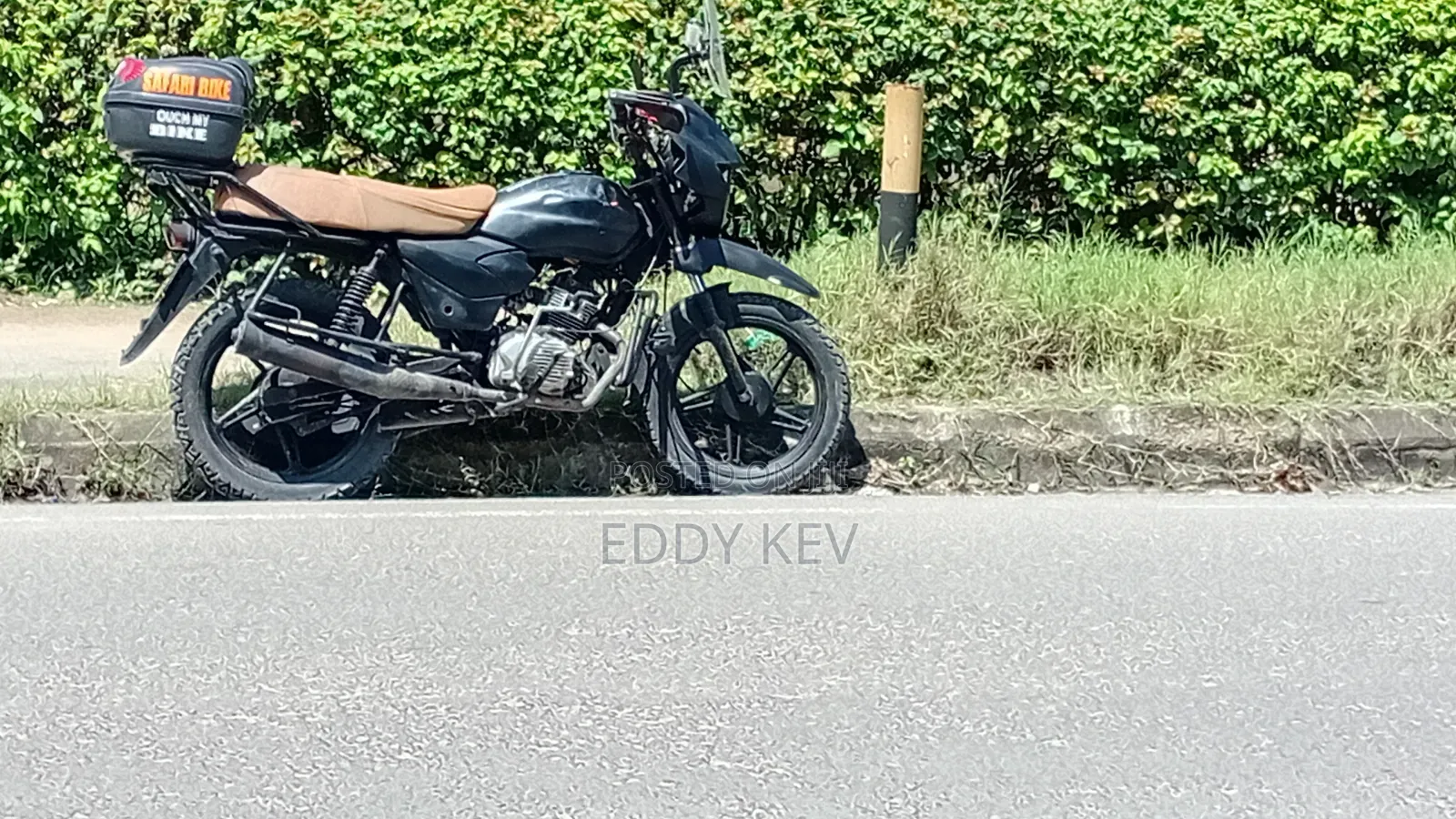 TVS HLX Plus ES 2020 Black