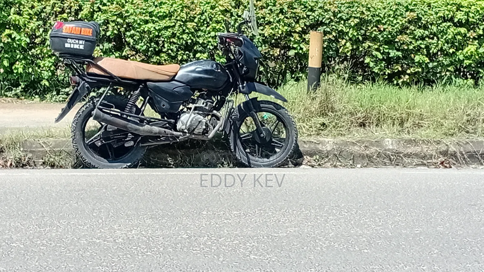 TVS HLX Plus ES 2020 Black