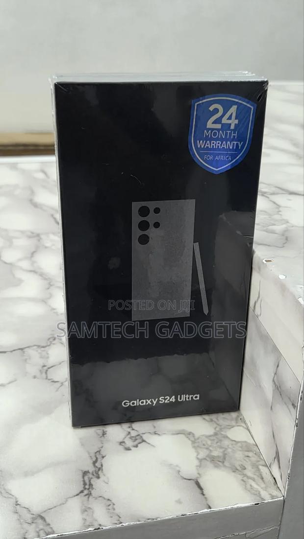New Samsung Galaxy S24 Ultra 256 GB Black