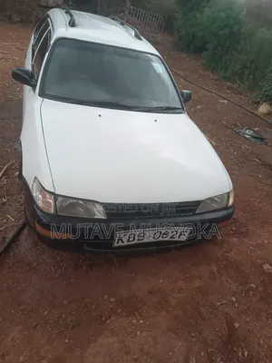 Toyota Corolla G-Touring 2000 White