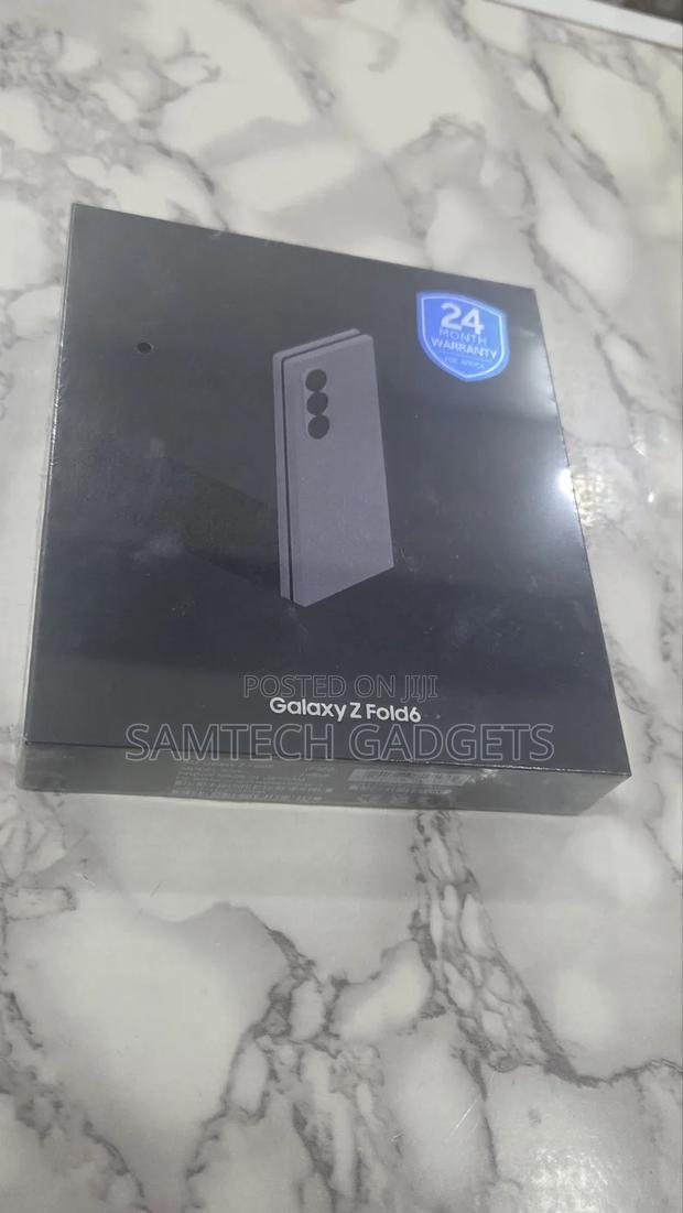 New Samsung Galaxy Z Fold6 256 GB Silver