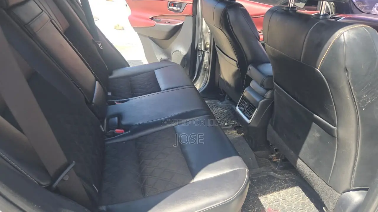 Toyota Harrier 2014 Silver