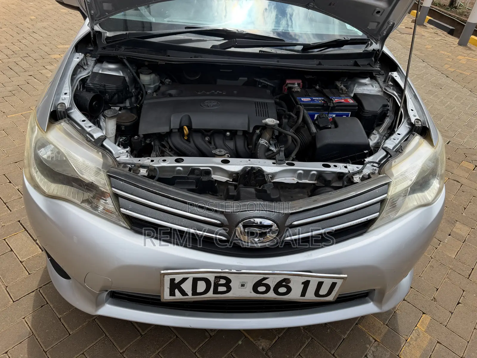 Toyota Axio 2014 Silver
