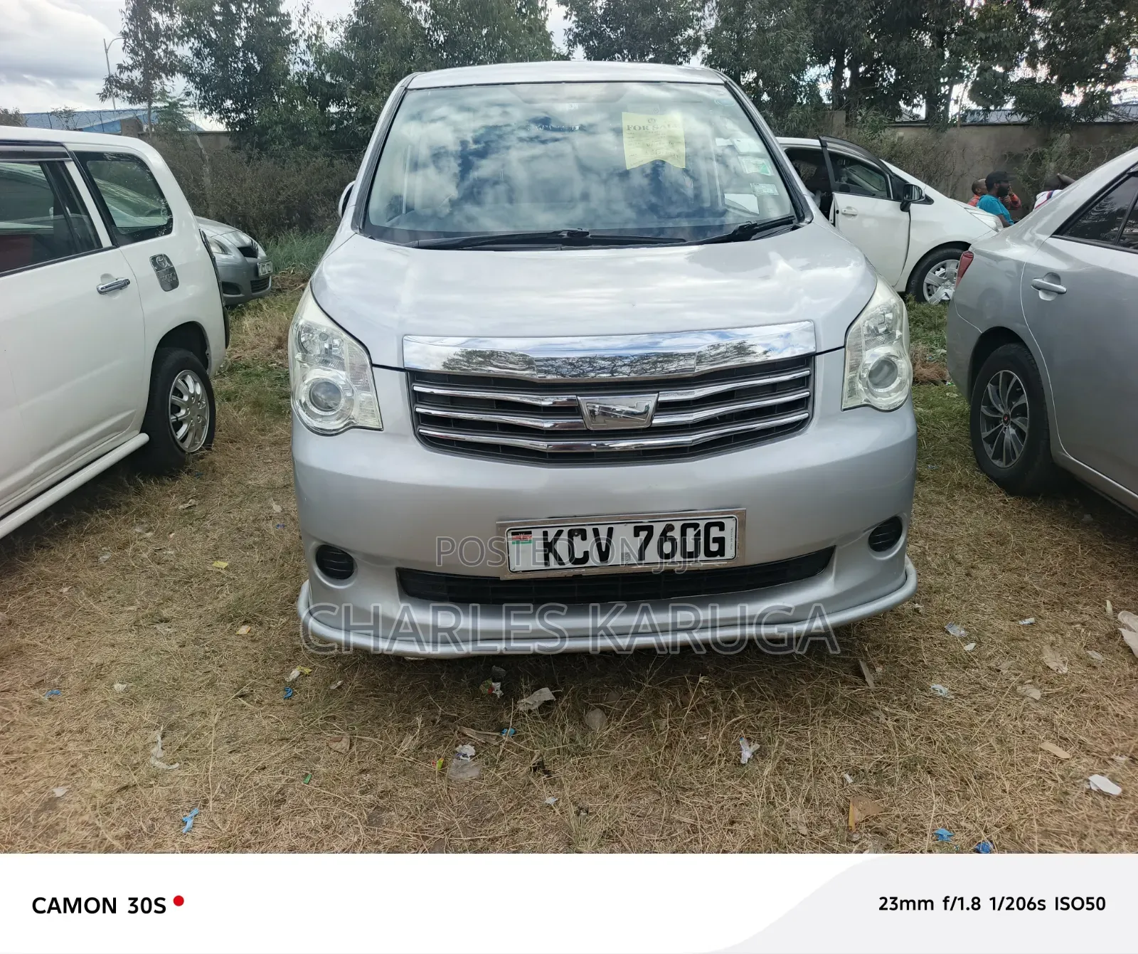 Toyota Noah 2012 Silver