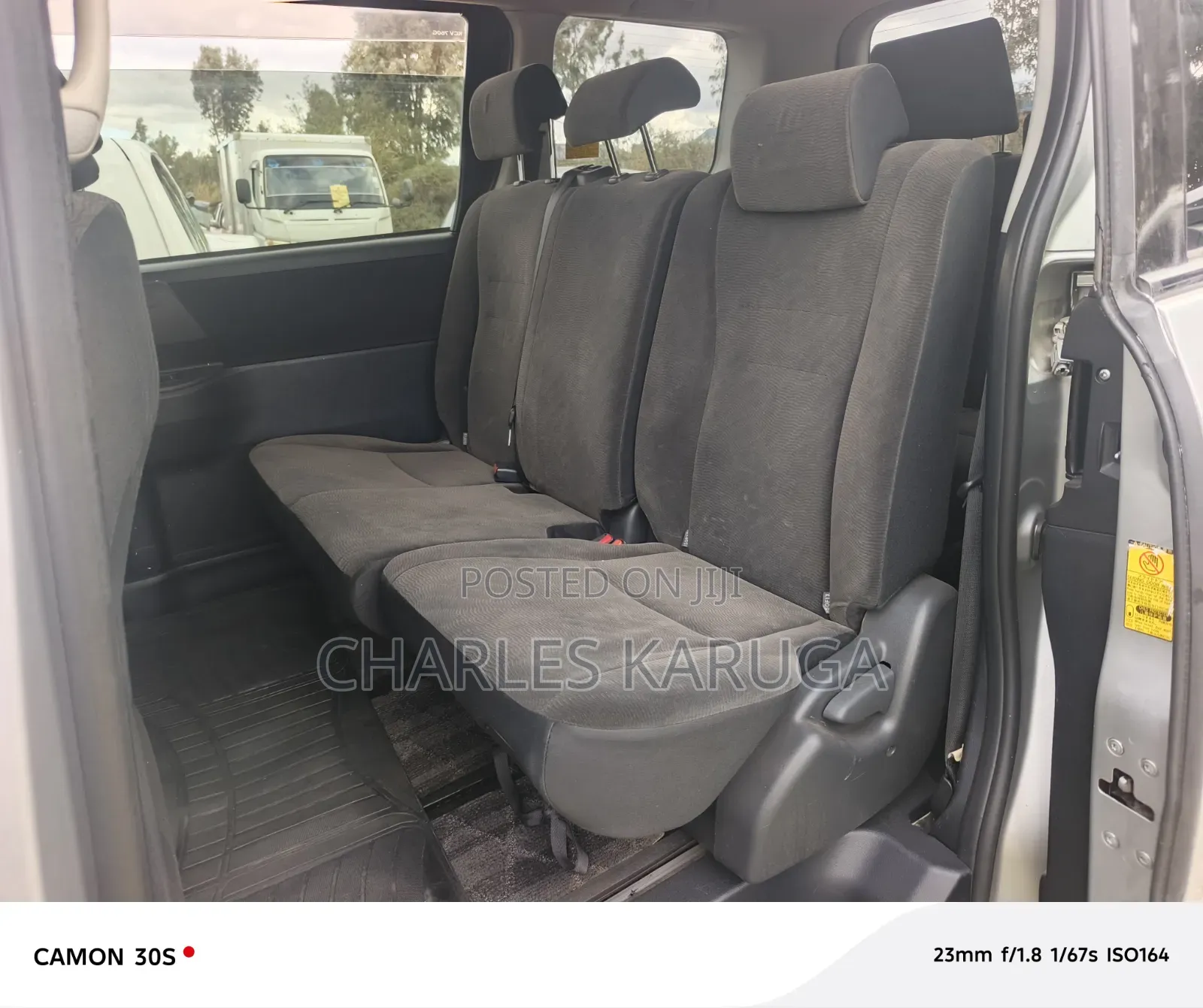 Toyota Noah 2012 Silver