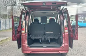 Nissan Serena 2019 Burgundy