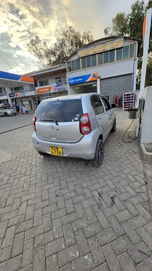 Toyota Passo 2013 Silver