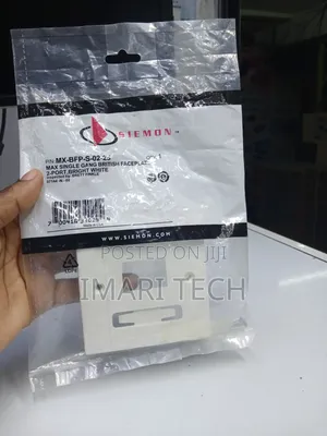 Siemon Double Faceplates With Modules
