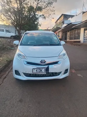 Toyota Ractis 2015 White