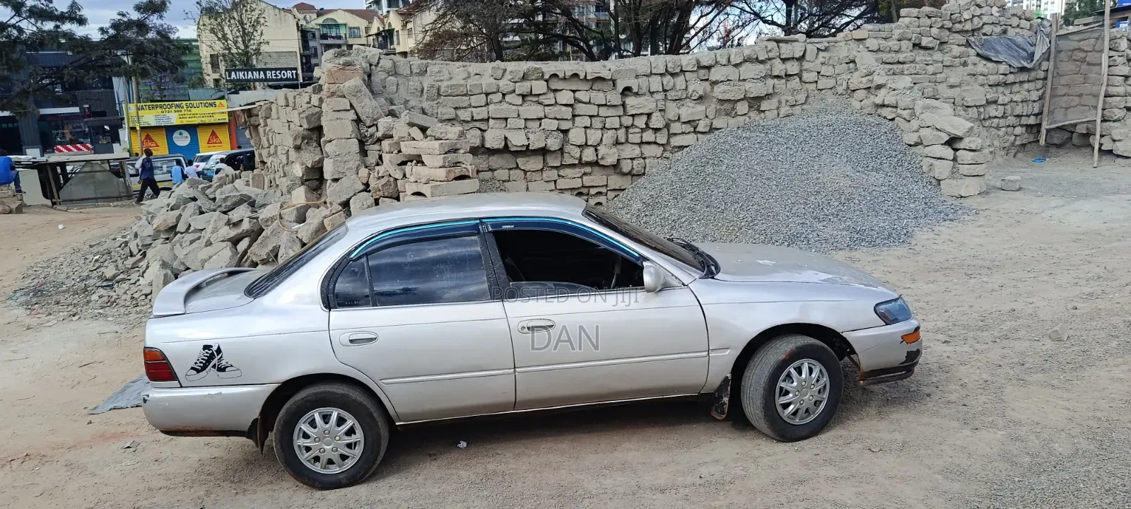 Toyota Corolla Sedan 1999 Gold