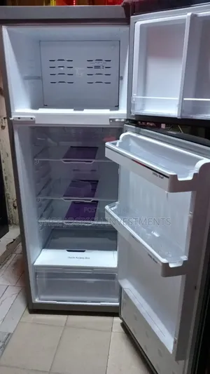 Slightly Used Von 360 Litres Double Door Refrigerator