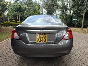 Nissan Latio 1.2 2015 Gray