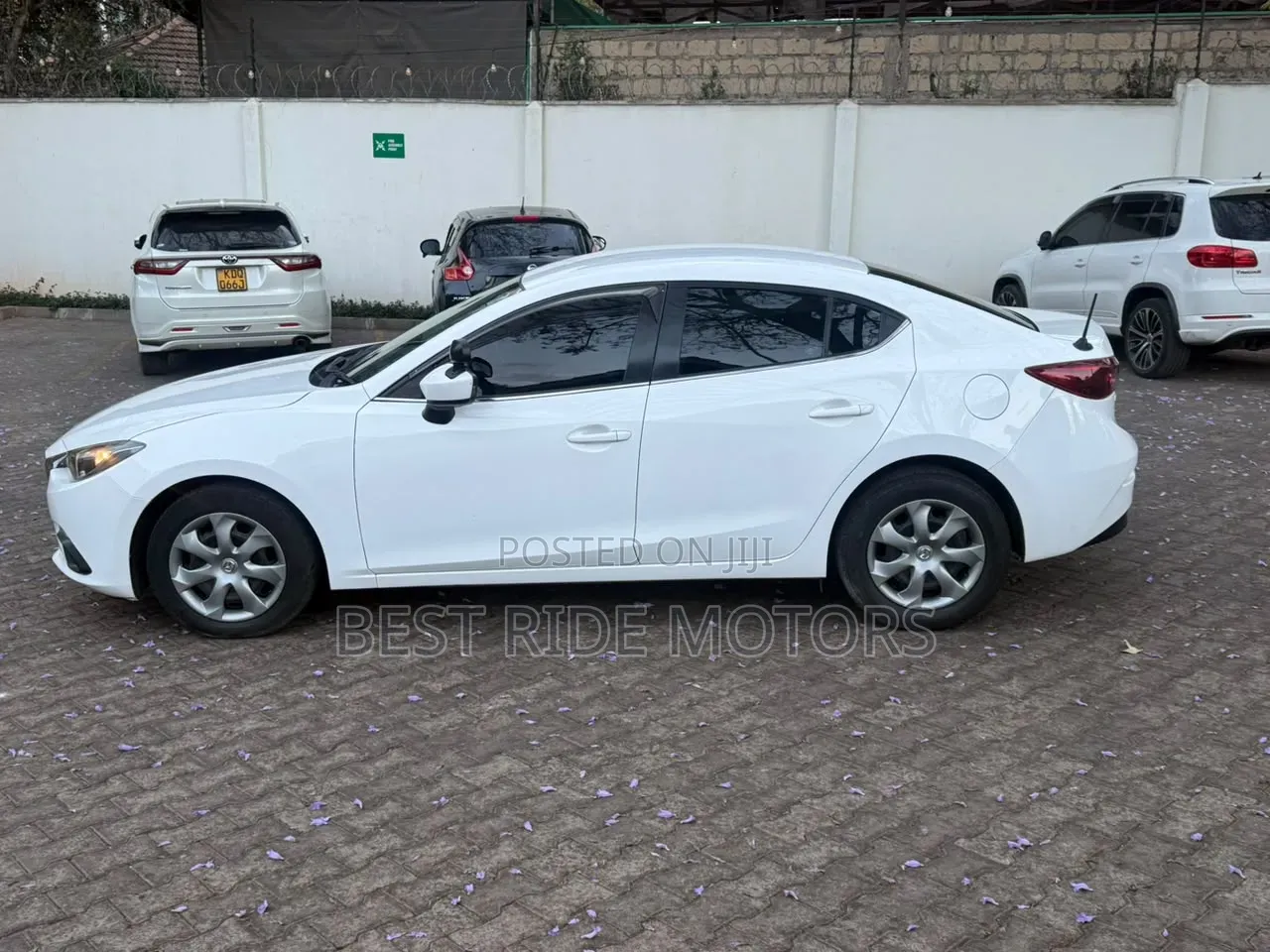 Mazda Axela 2015 White