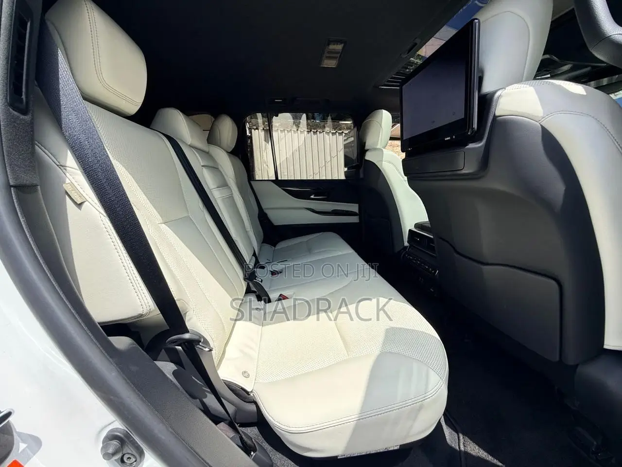 Lexus LX 600 2022 Pearl