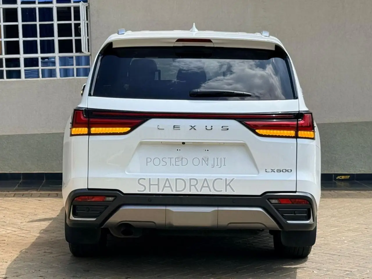 Lexus LX 600 2022 Pearl