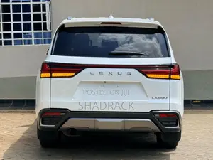 Lexus LX 600 2022 Pearl