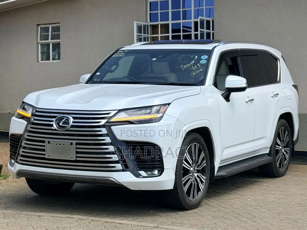 Lexus LX 600 2022 Pearl