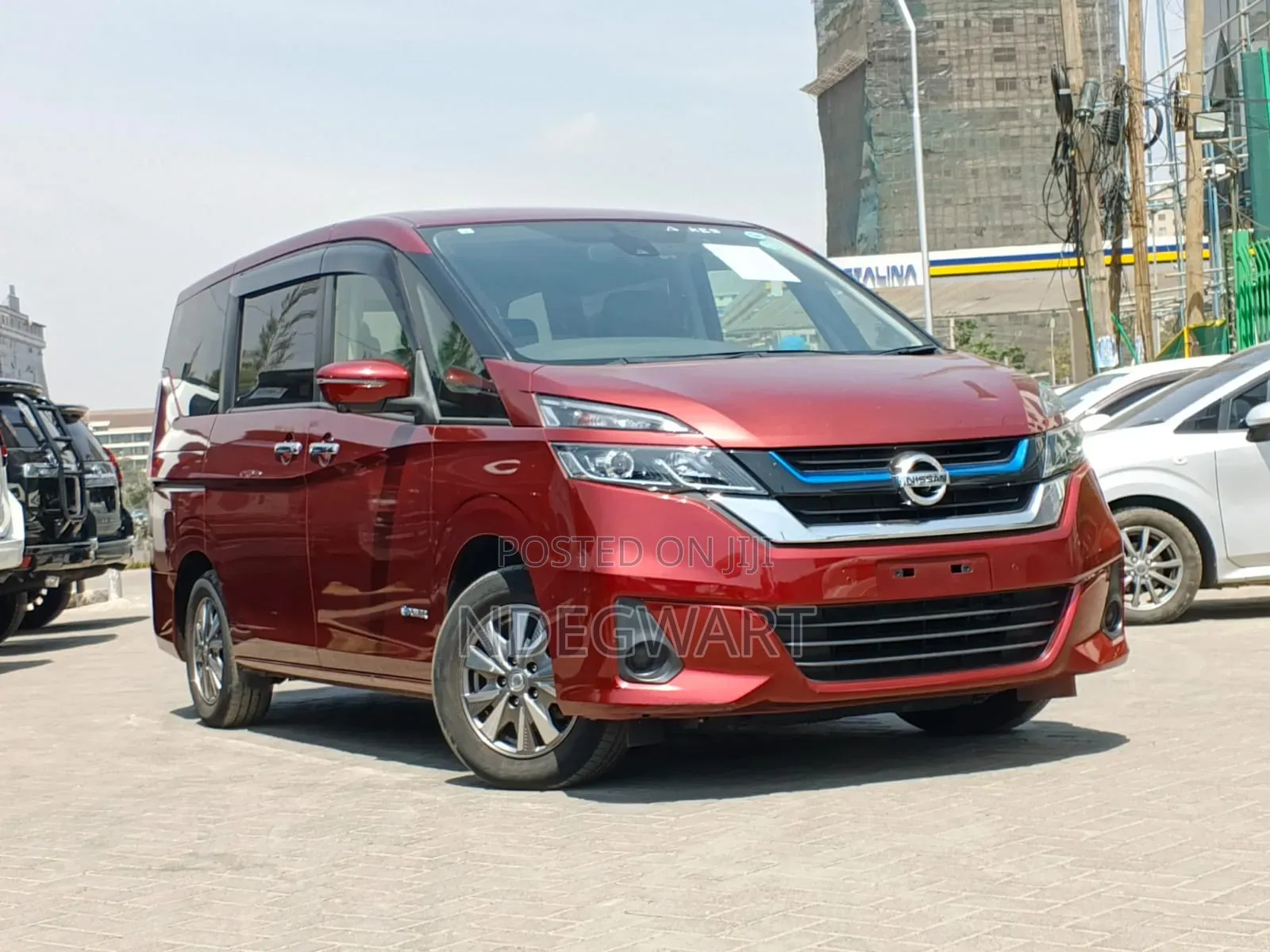Nissan Serena 2019 Red