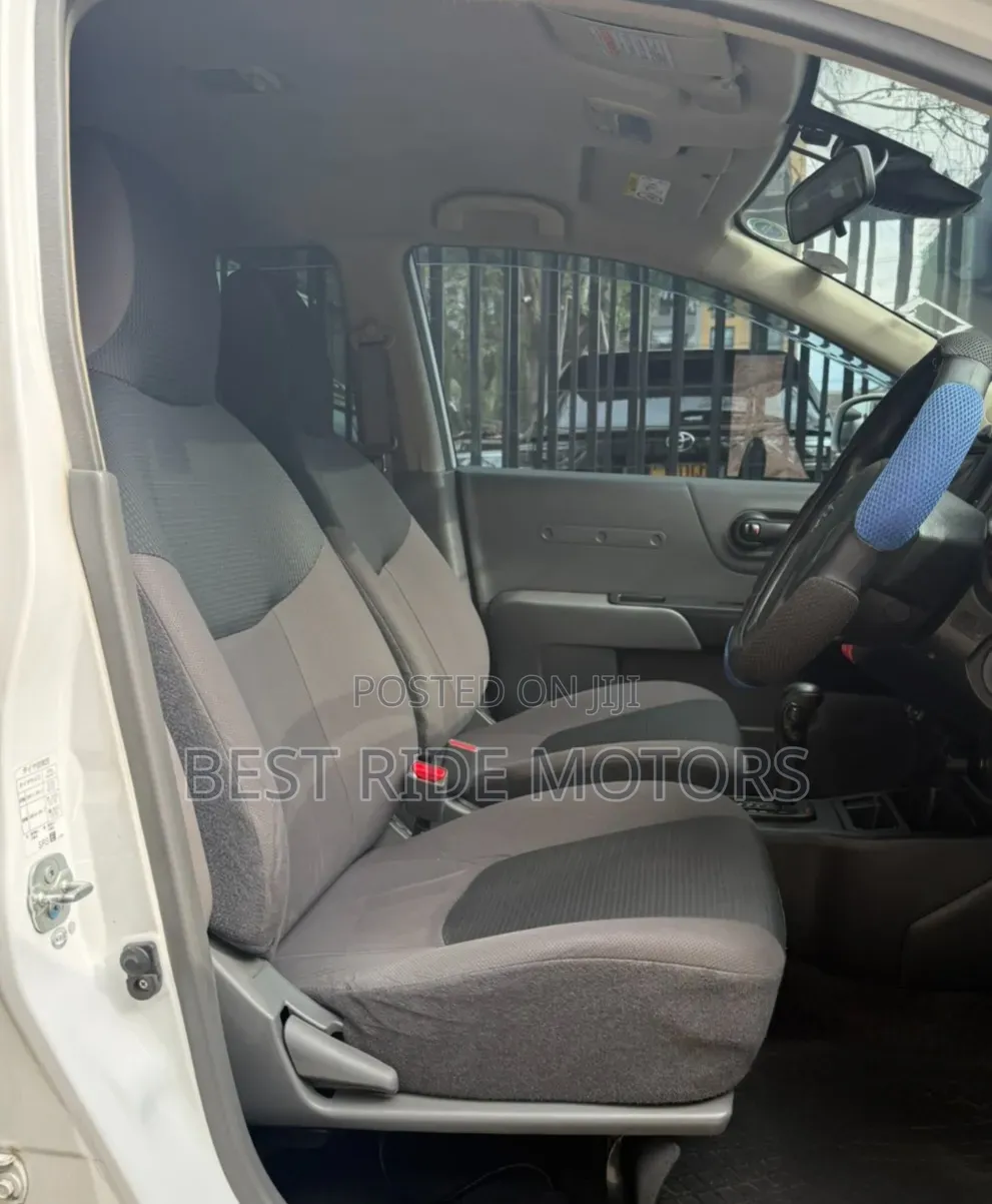 Nissan Advan 2017 White