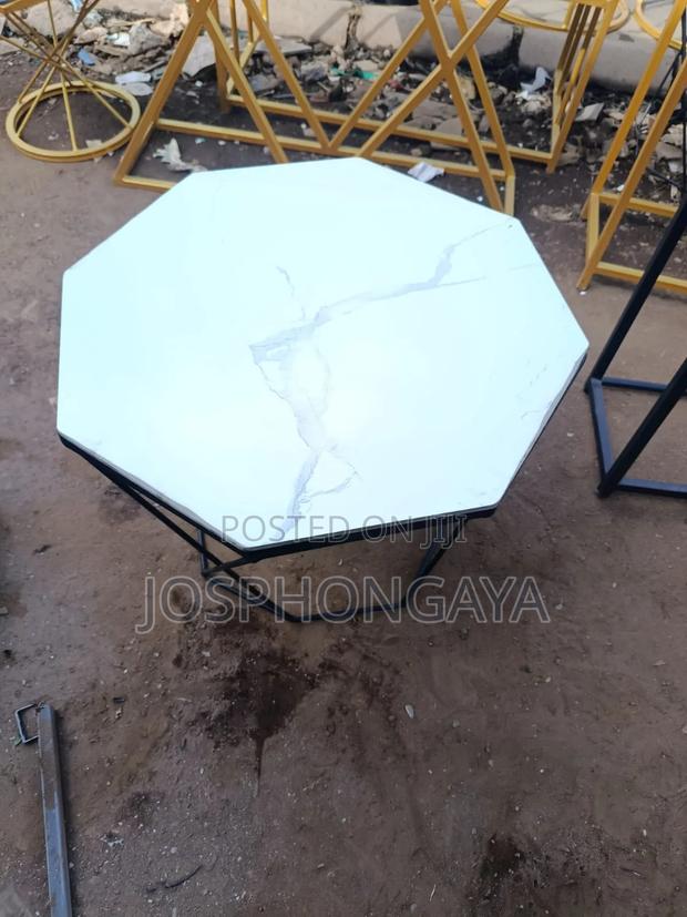 Nesting Coffee Table - main view