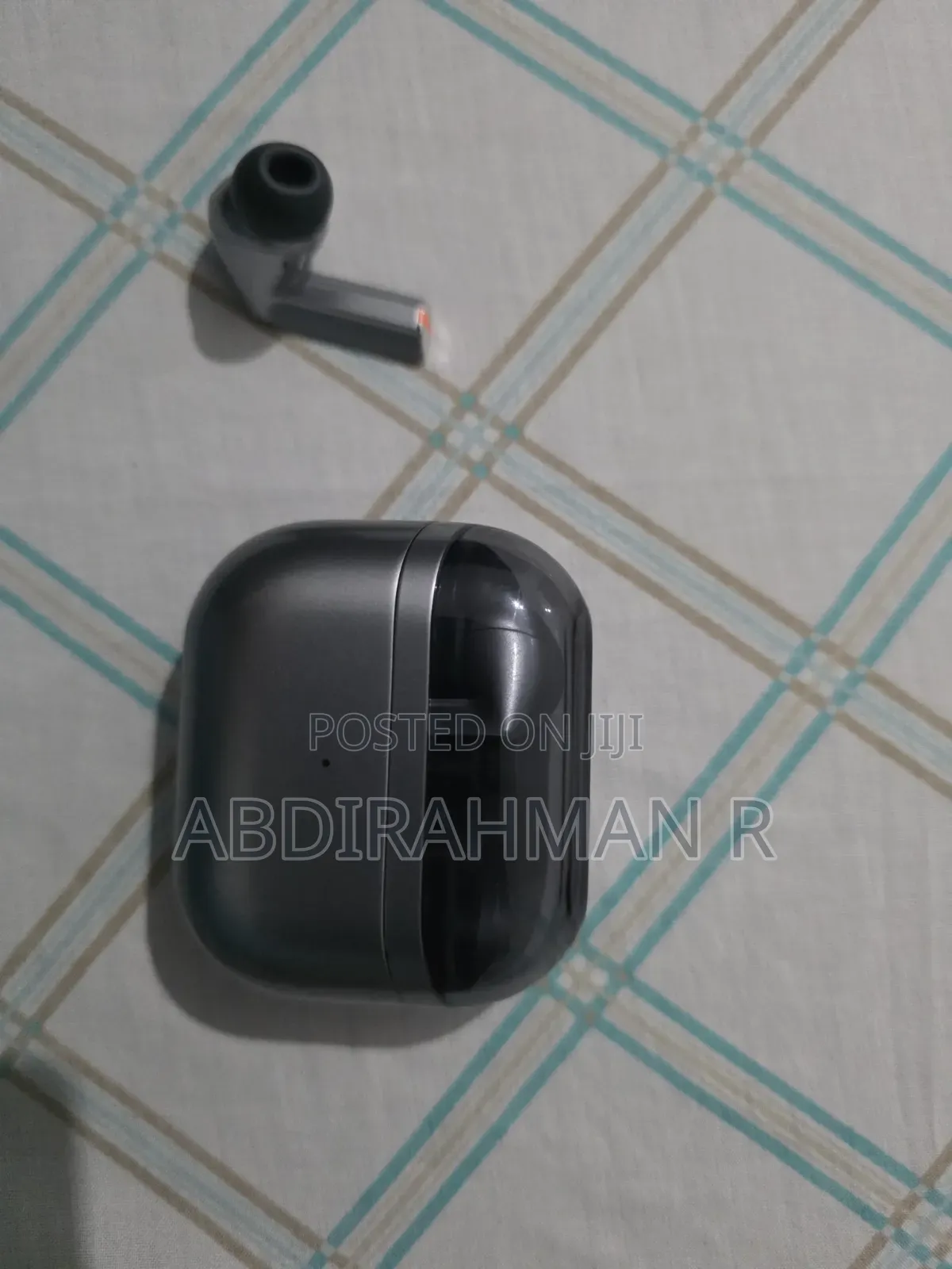 Samsung Galaxy Buds3 Pro, Check Description