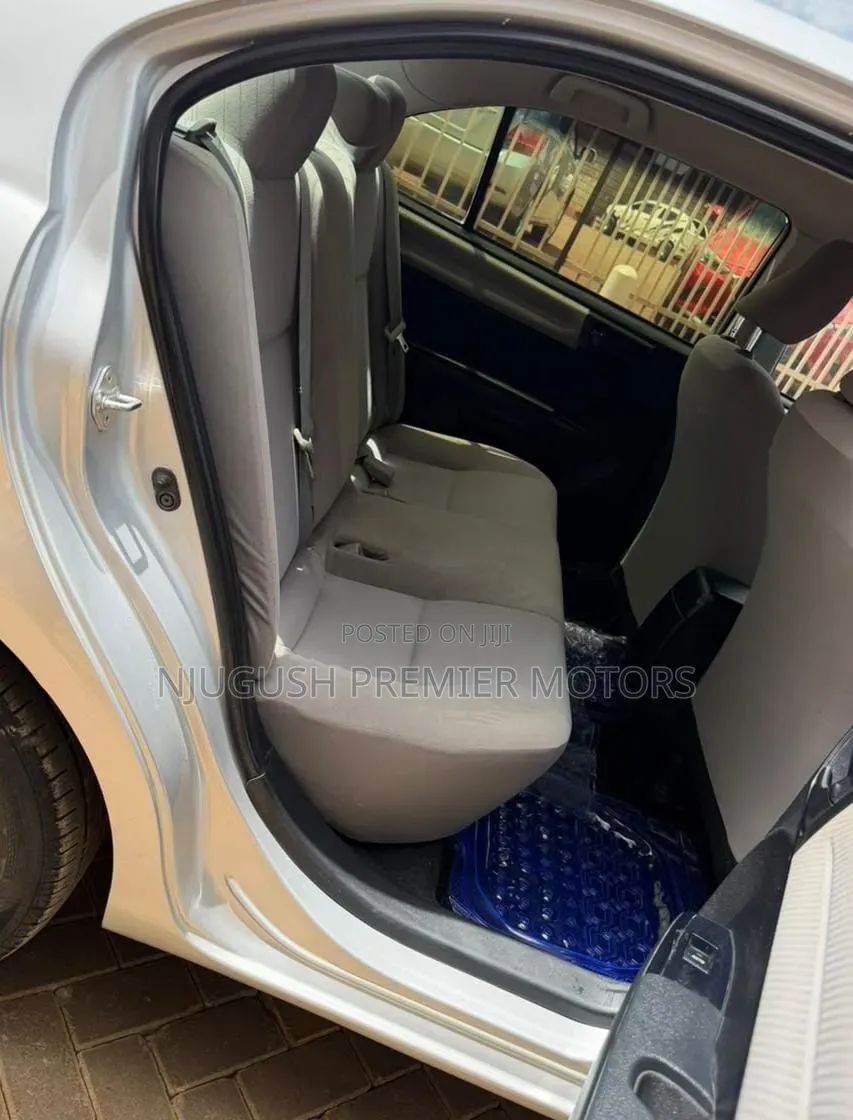 Toyota Axio 2016 Silver