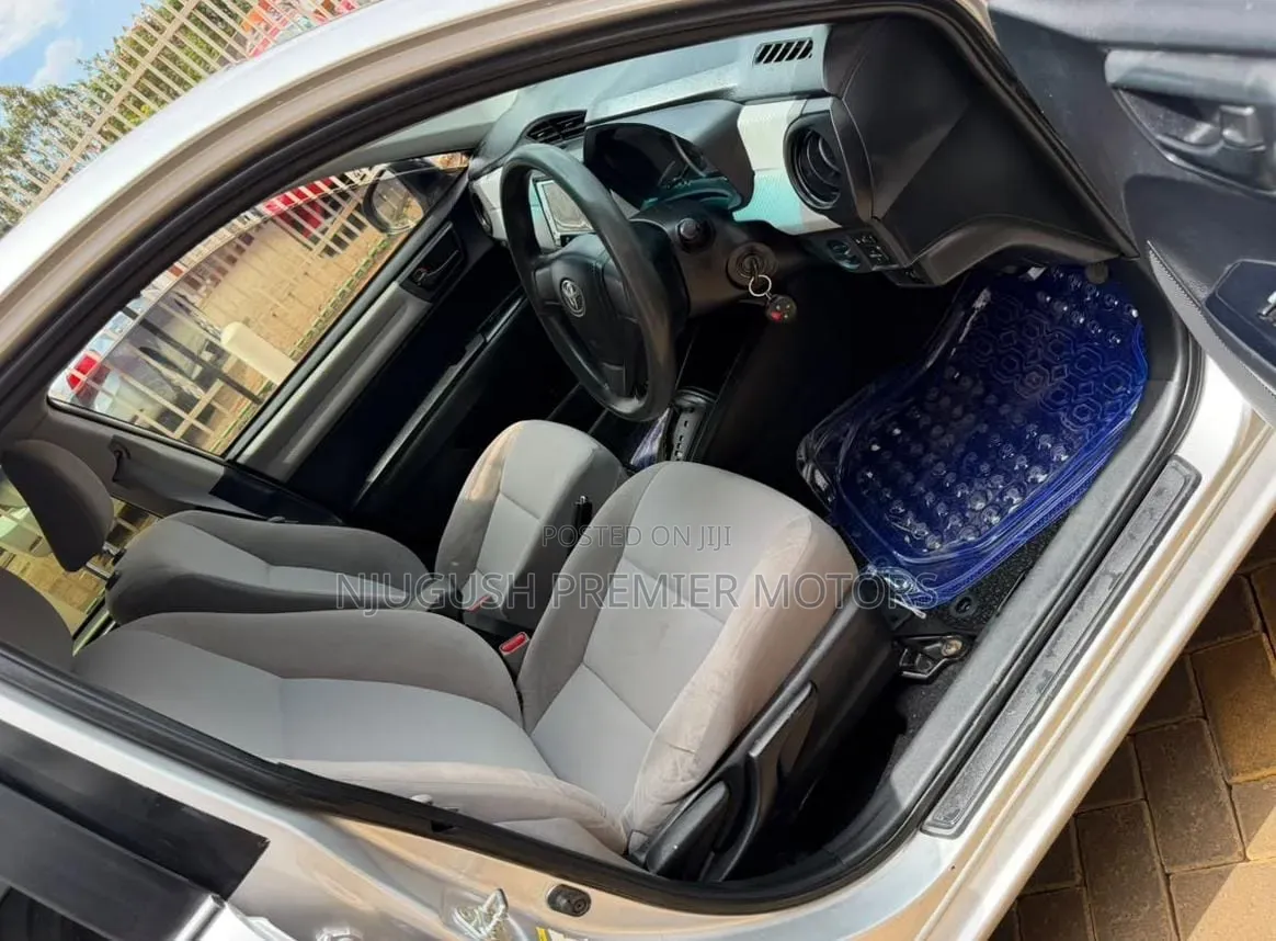Toyota Axio 2016 Silver