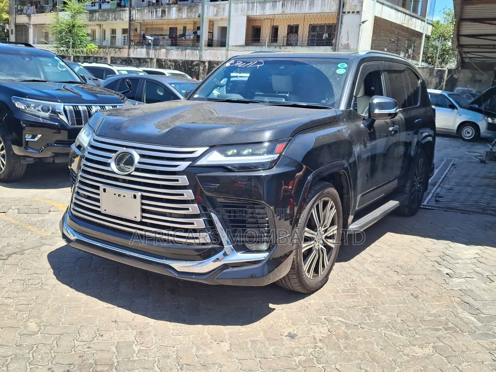 Lexus LX 600 2023 Black