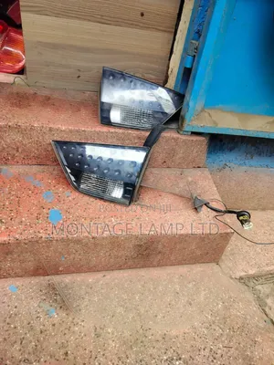 Mistrubish Outlader 2008 Boot Lamp