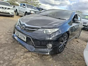Toyota Auris 2013 Black