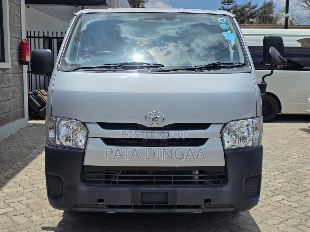 Toyota HiAce 2019 Silver