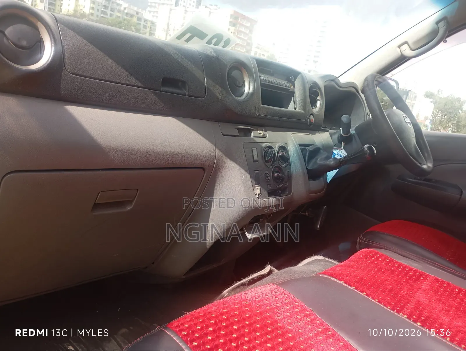 Nissan Caravan (Urvan) 2014 White