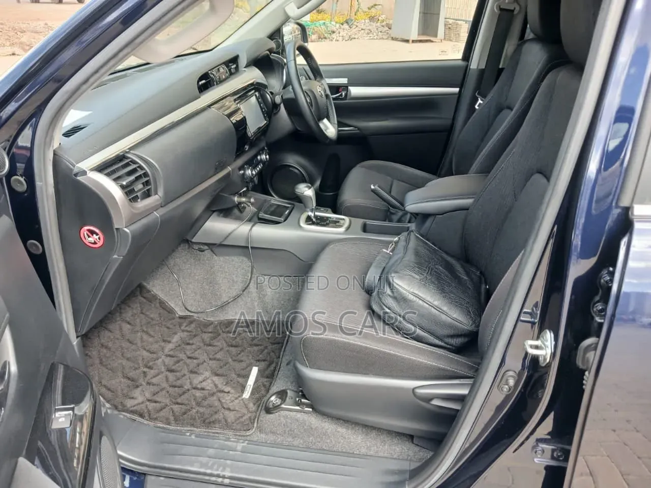 Toyota Hilux 2020 Blue
